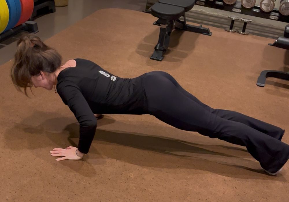 pushup with anterior pelvic tilt