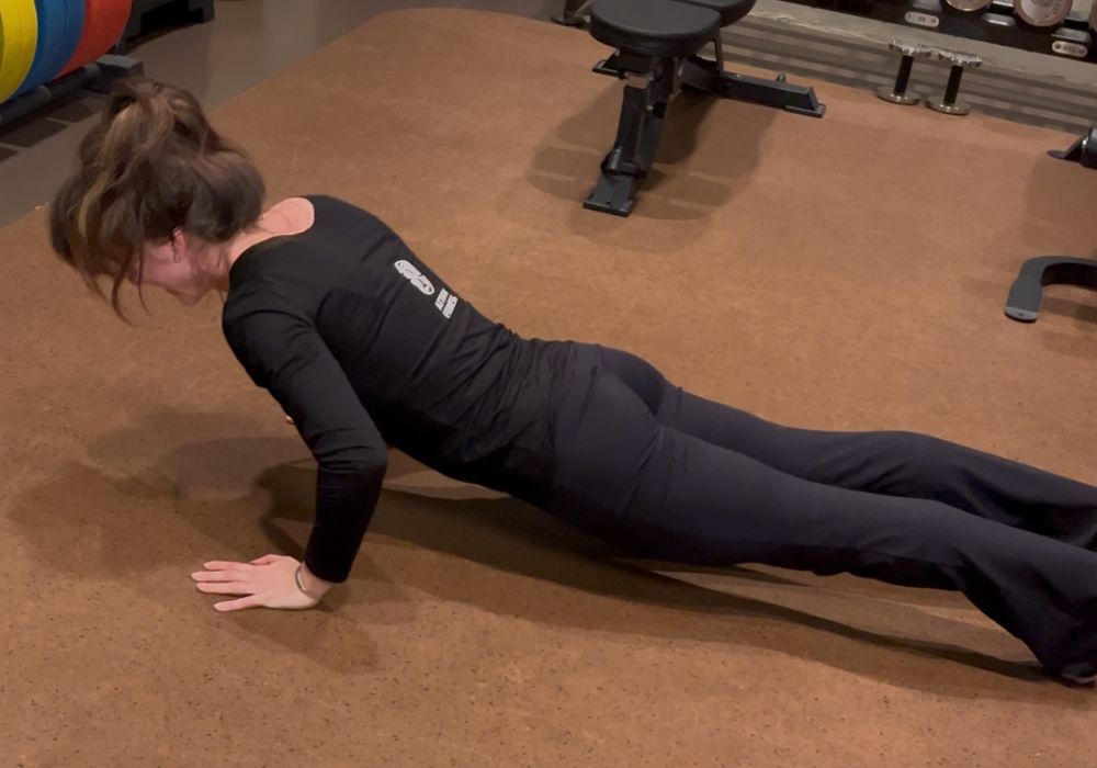 push up with sunken hips